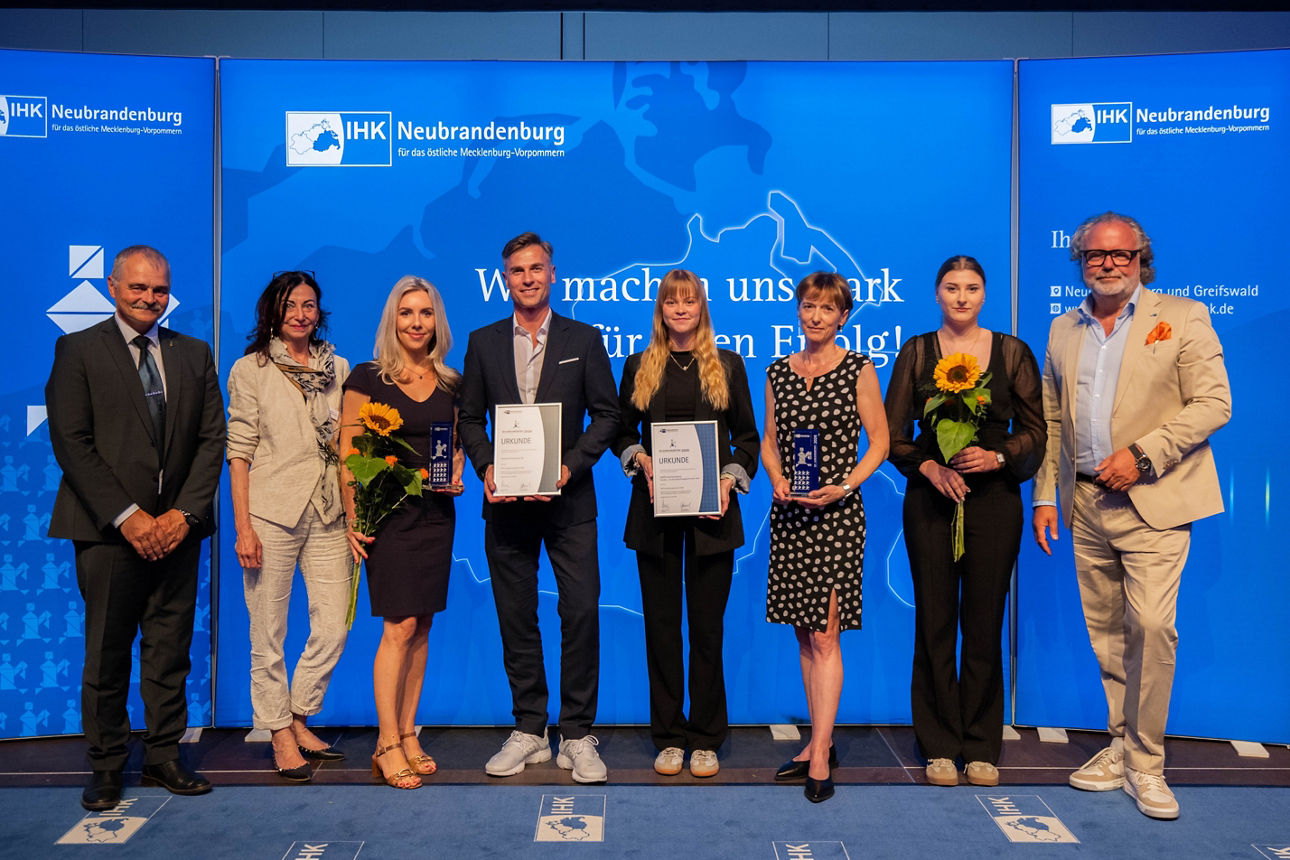 Ehrung der Volksbank Vorpommern eG durch die IHK Neubrandenburg