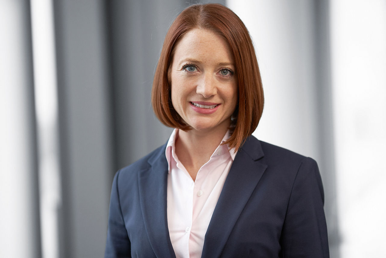 Sandra Tos, Spezialistin Unternehmensnachfolge