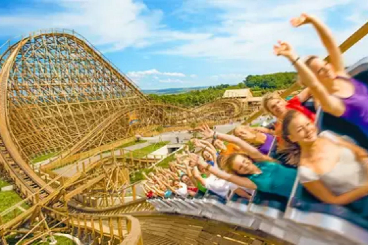 Achterbahn im Erlebnispark Tripsdrill
