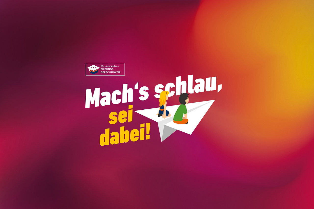 Zwei Kinder sitzen auf einem Papierflieger: Machs schlau, sei dabei