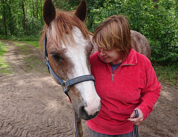 Nina Schweppe mit ihrem Pferd