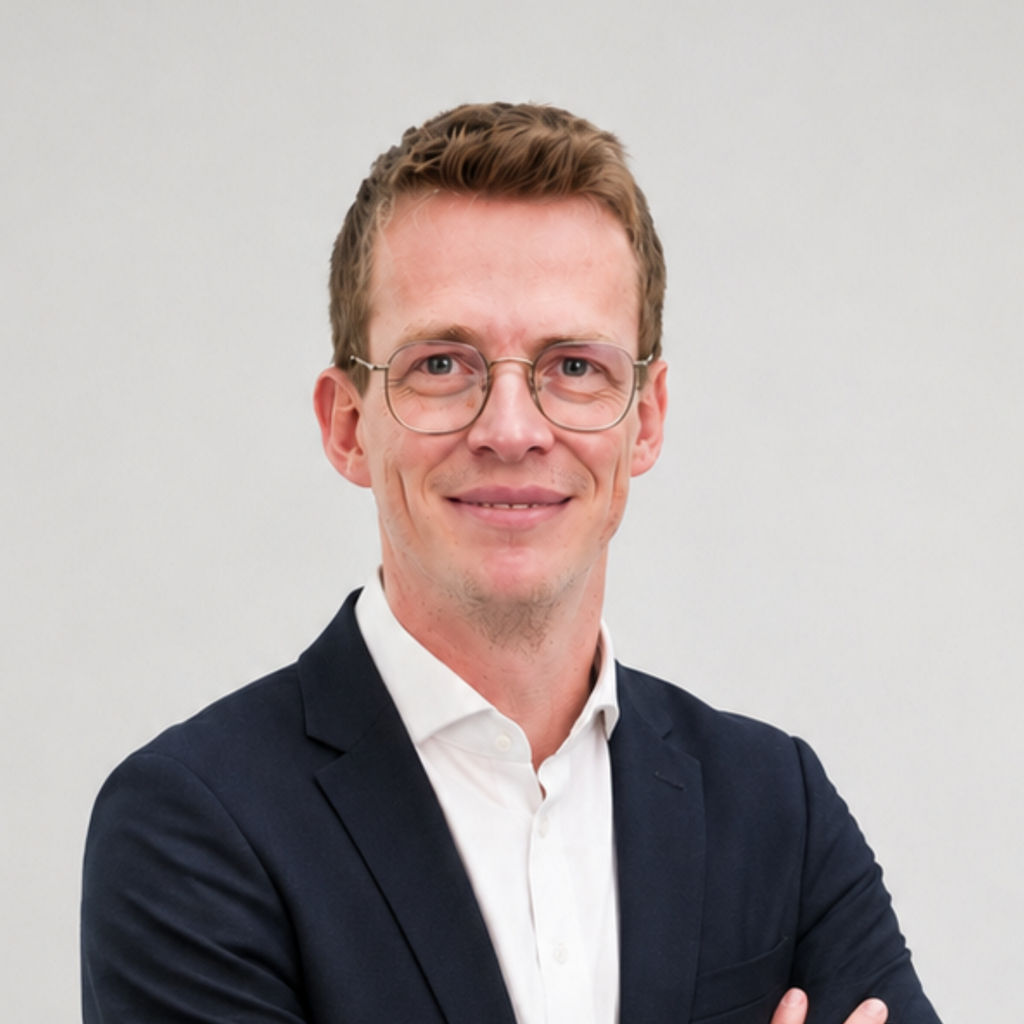 Uwe B.