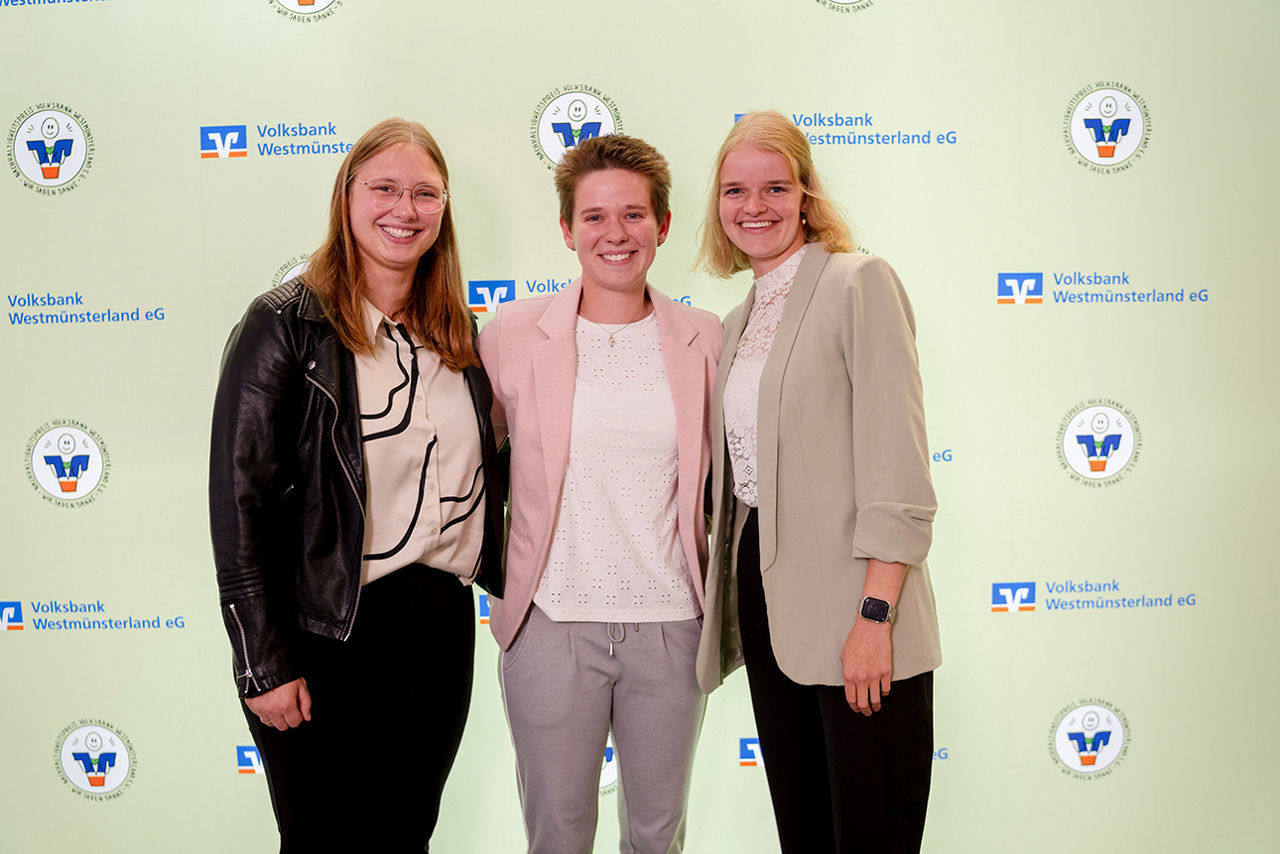 Foto von  Hanne Lenting, Hanna Brüning und Marie Werlemann