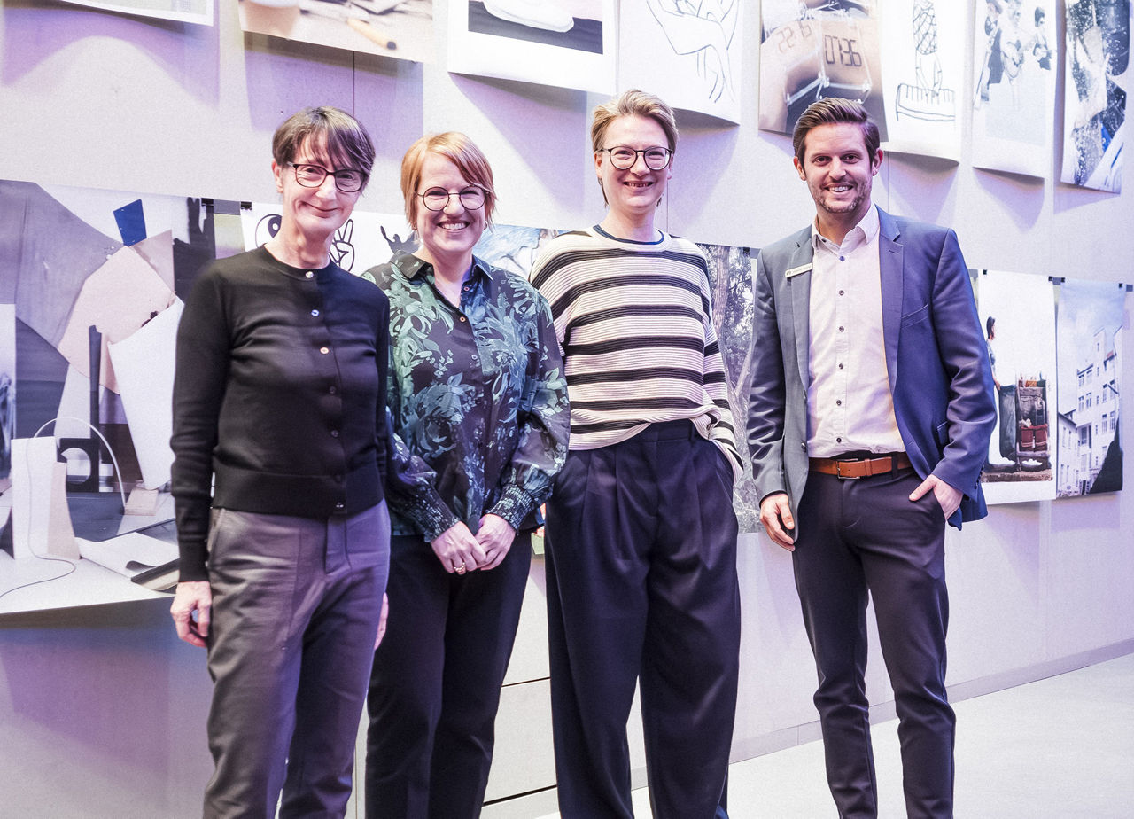 Vera Brüggemann, Anja Krüger, Jana Duda und Sebastian Pyttlick bei der Ausstellungseröffnung 