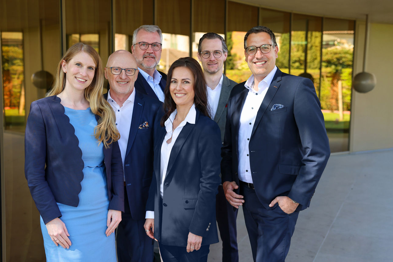 Gruppenbild des Stiftungvorstandes