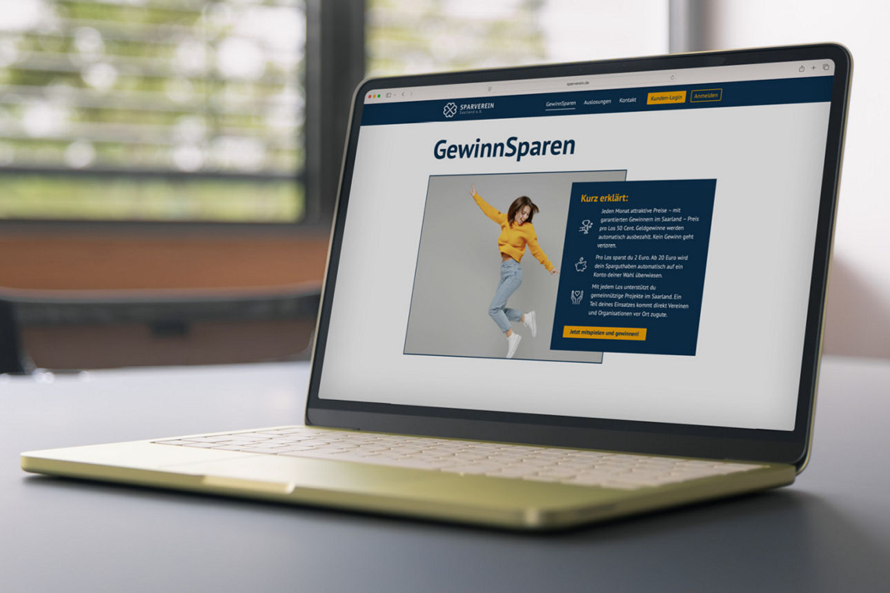 Laptop mit GewinnsparLogo