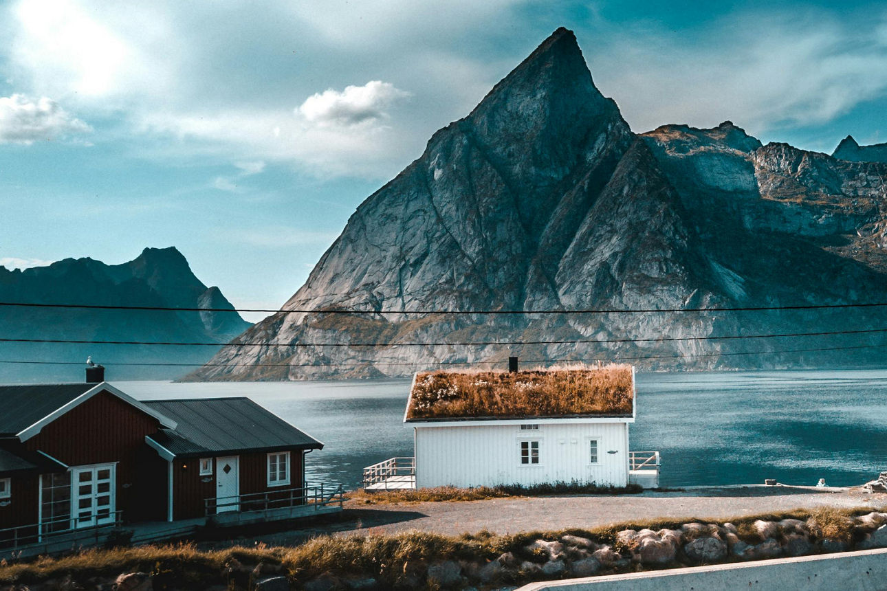 Sparen. Helfen. Gewinnen