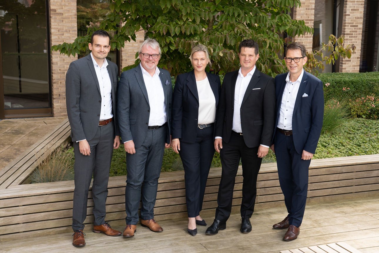 Übergabe der Handwerkerpreis-Urkunde