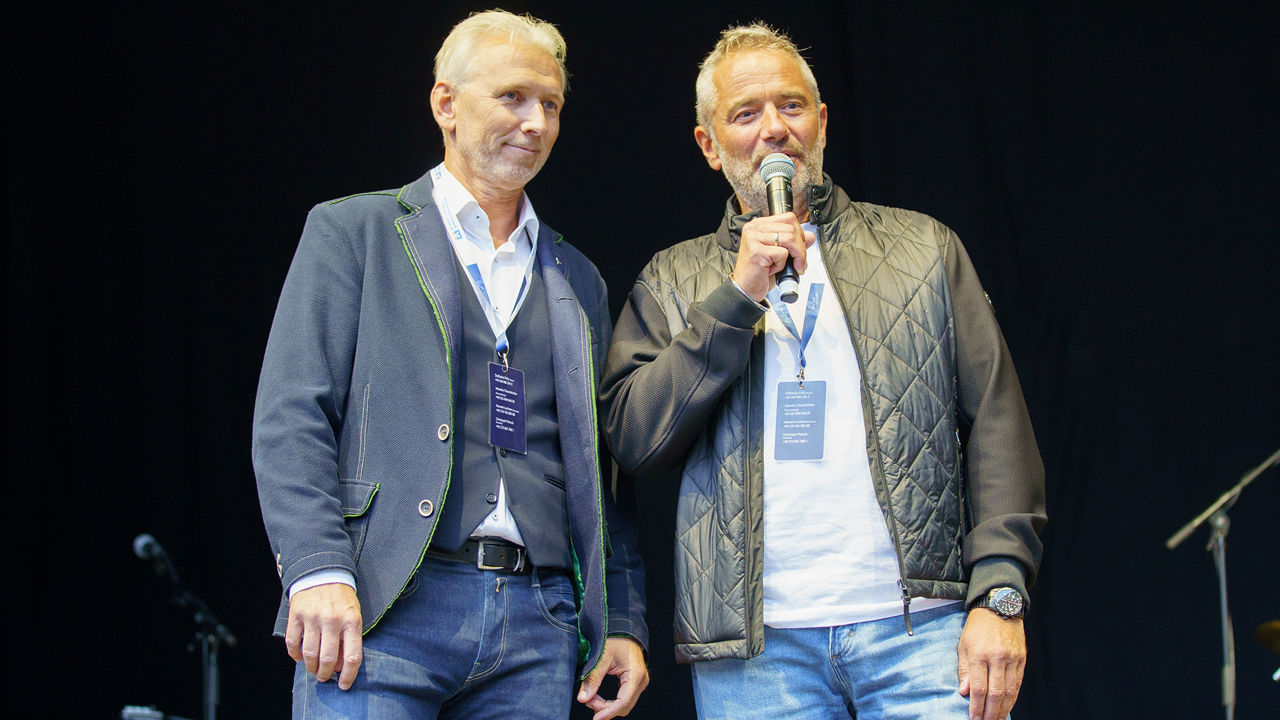 Begrüssung der Konzertbesucher durch Michael Bieling und Josef Frauenlob