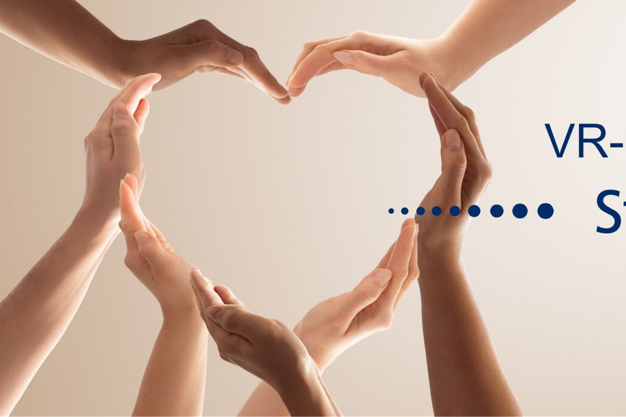 Verschiedene Hände bilden ein Herz