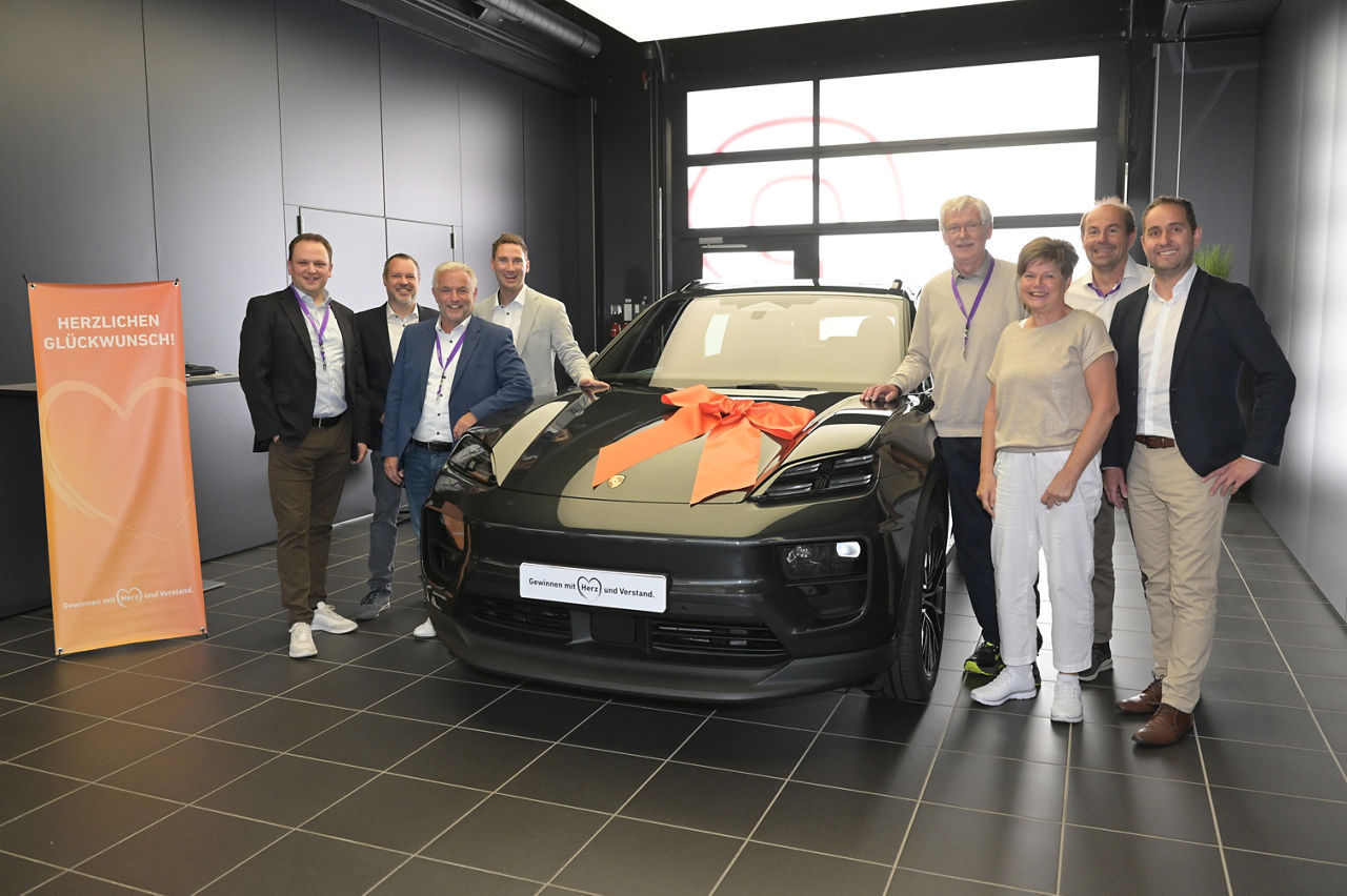 Mit einem 5 Euro Los ging es zum neuen Porsche!