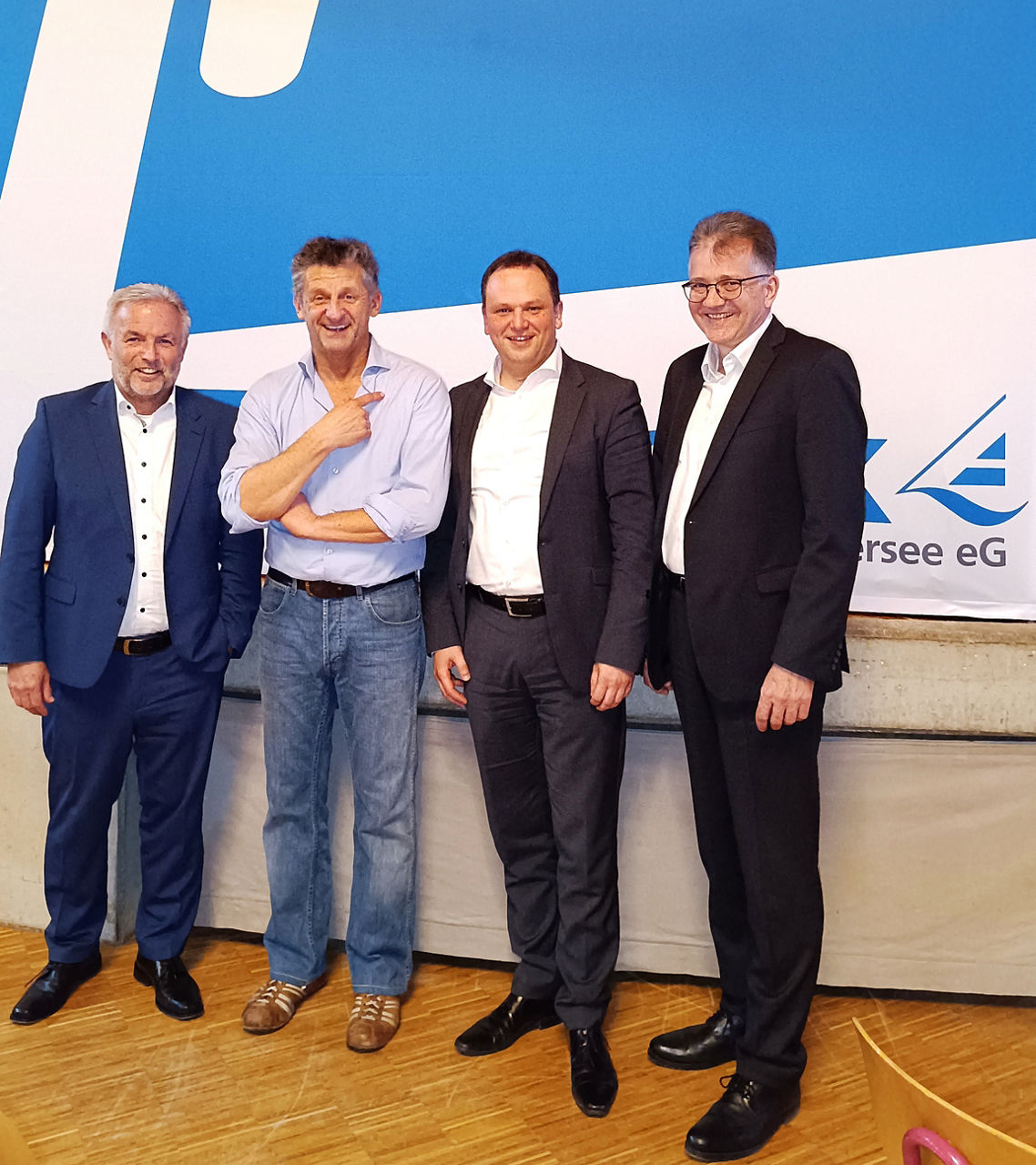 VR-KundenForum: Glücklich leben – aber wie?