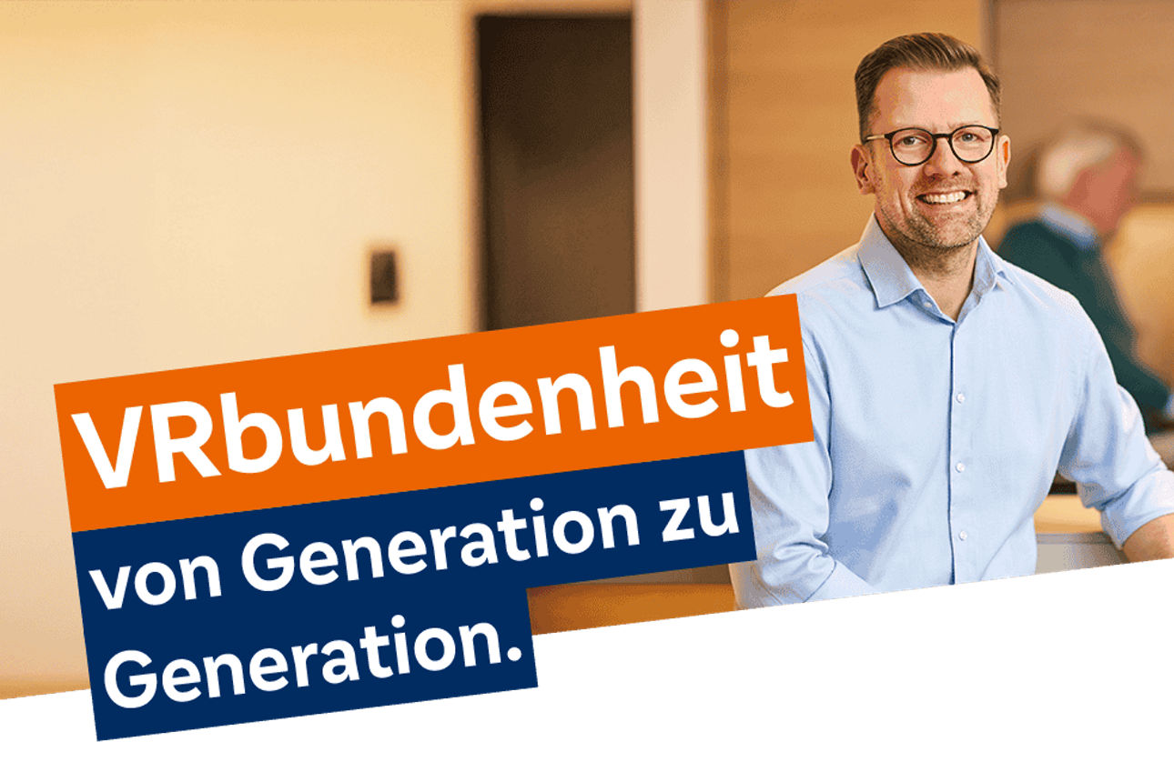 Jan Hausmann mit Schriftzug VRbundenheit von Generation zu Generation