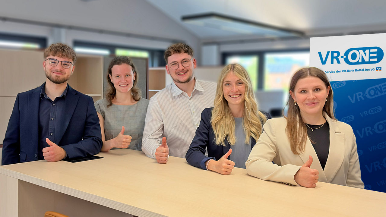 Ihr VR-ONE Team