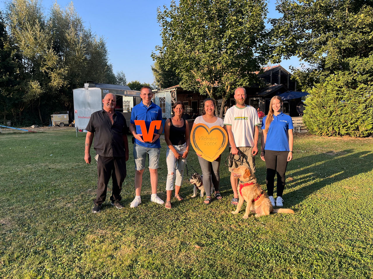 Ausrichtung des VReinsfestes beim Treffpunkt Hund e.V.