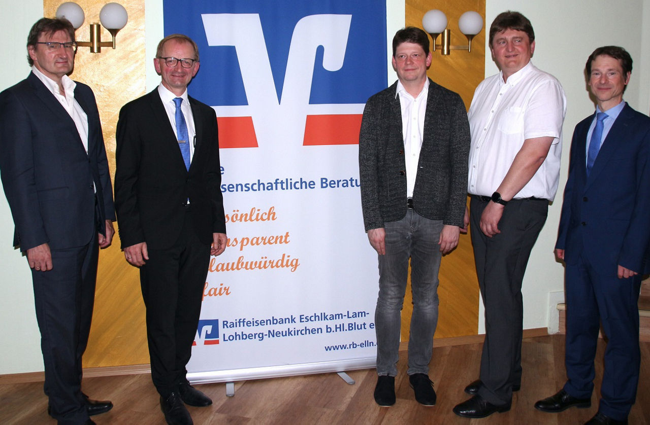 Vorstände Eisenreich und Wellisch, Aufsichtsrat Schreiner und Lamecker, sowie Revisor Kerscher 