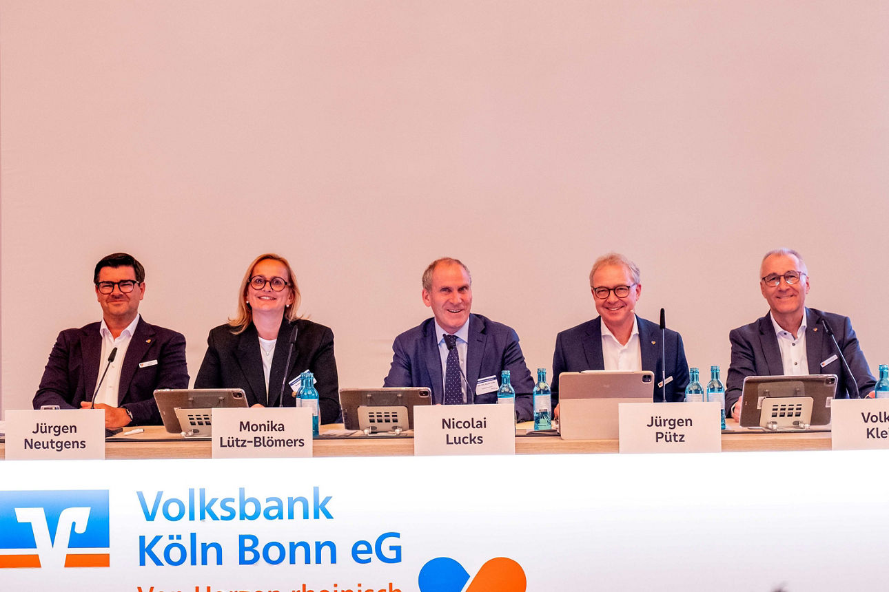 Aufsichtsrat- und Vorstandsmitglieder der Volksbank Köln Bonn