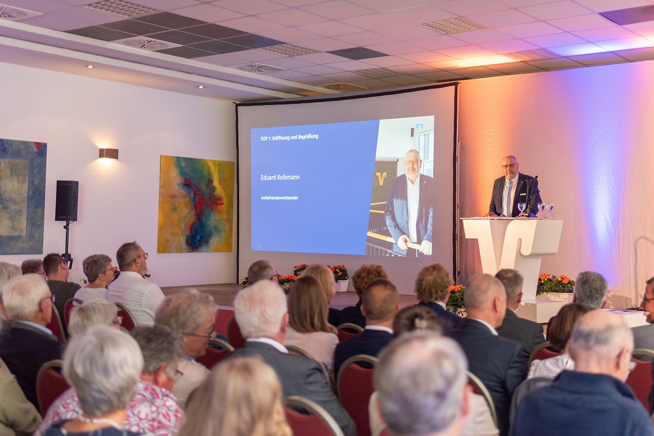 Eduard Kolkmann am Rednerpult.