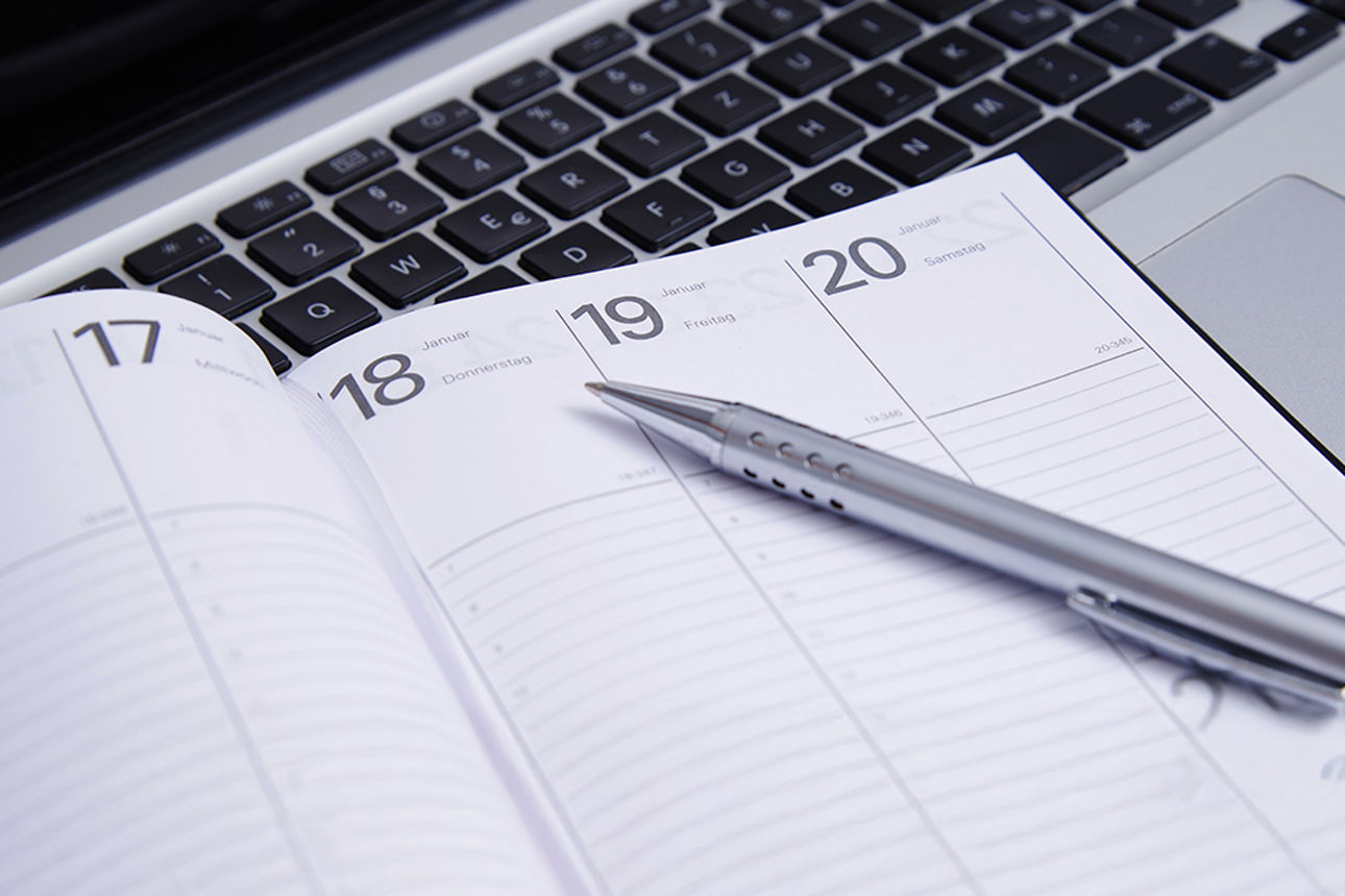Terminkalender mit Kugelschreiber