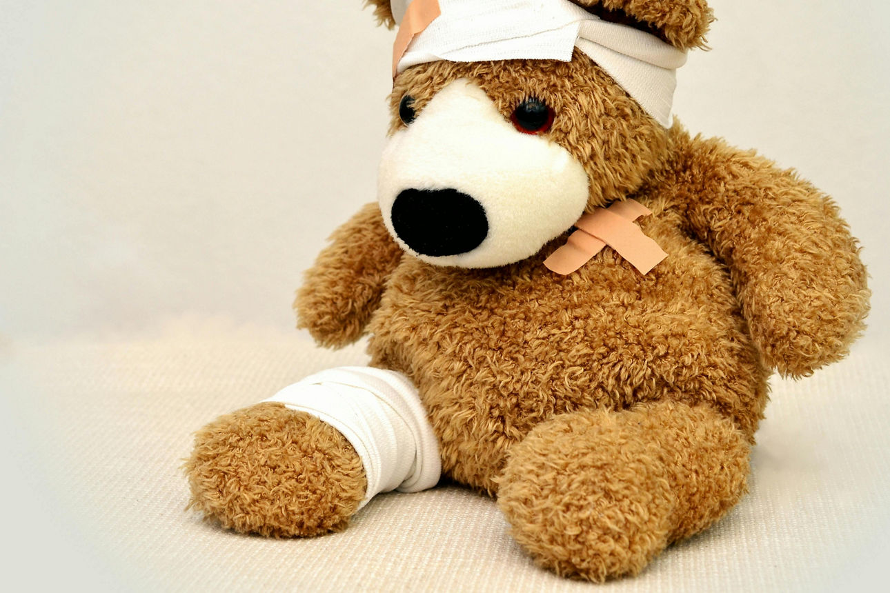 Verletzter Teddybär
