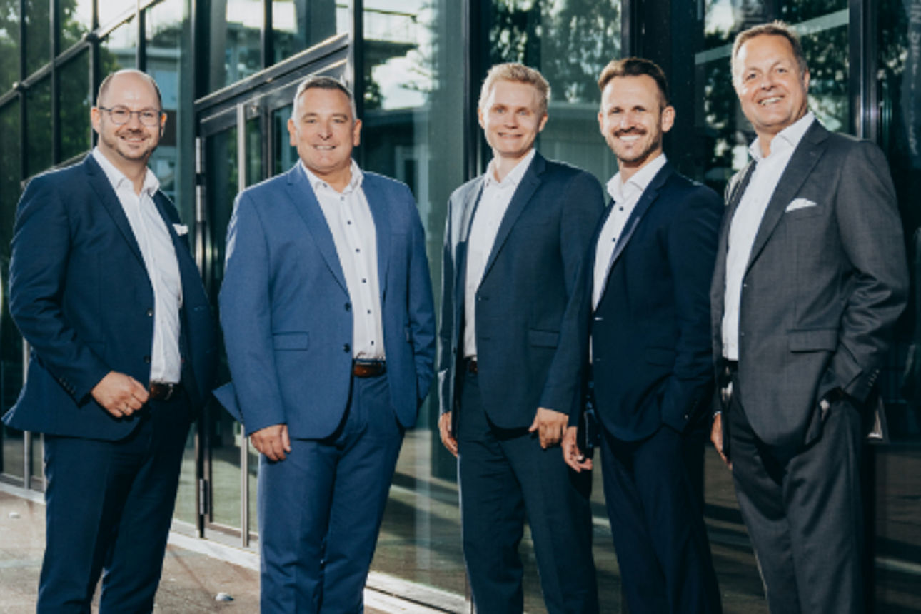 v. l. Hövel, Weinrebe, Brück, Becker, Eggert