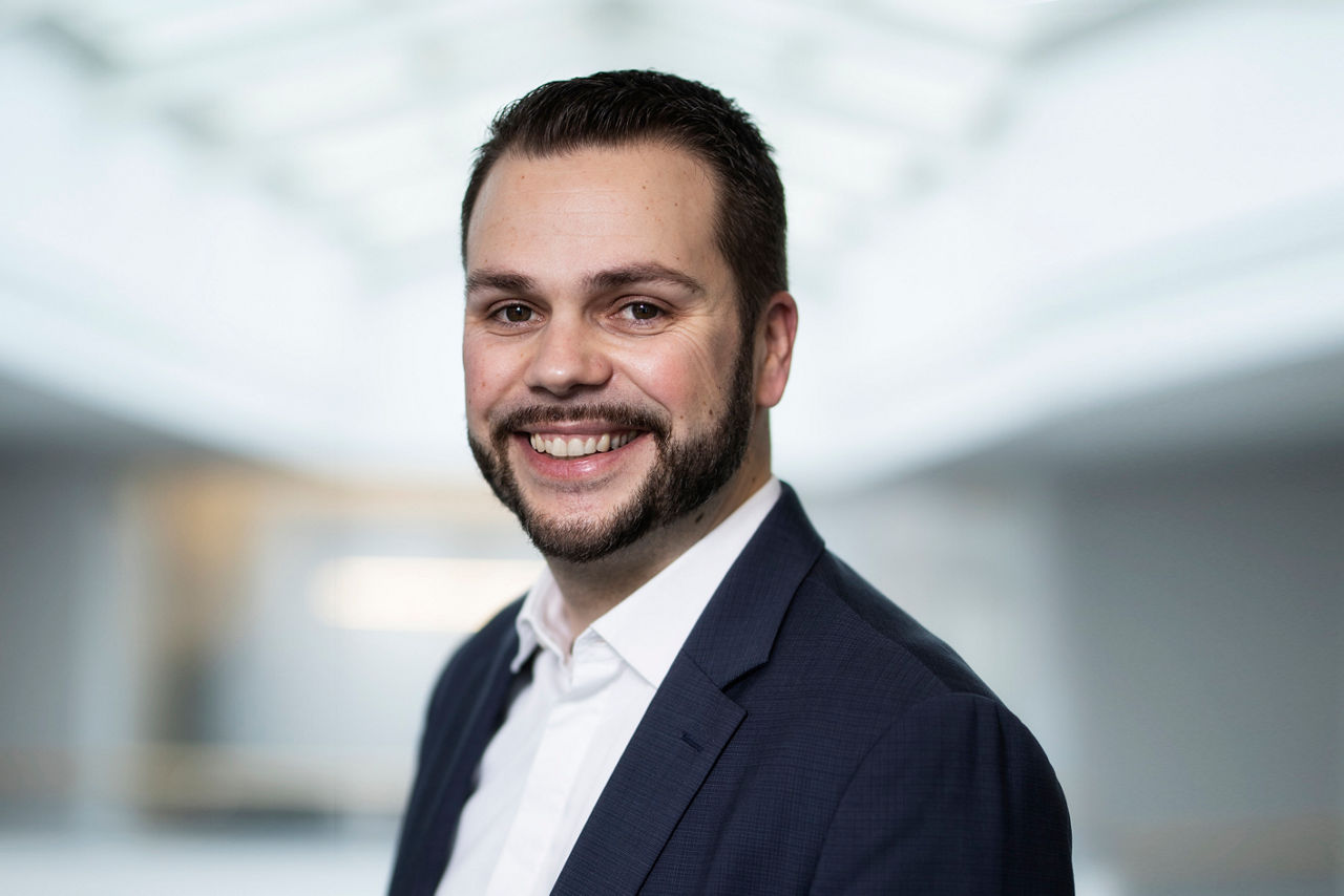 Daniel Versen, Unternehmenskundenberater