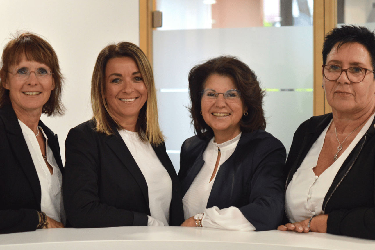 Teamfoto Versicherungsassistenz