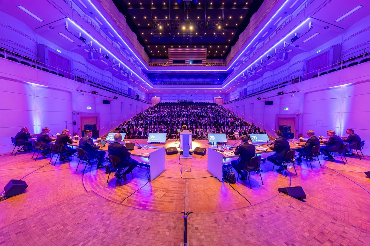 Aufnahme aus dem Konzerthaus Dortmund während der Vertreterversammlung 2025