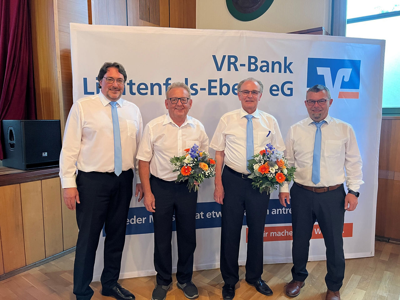 Die Vorstände verabschieden die Aufsichtsräte der VR-Bank Lichtenfels-Ebern