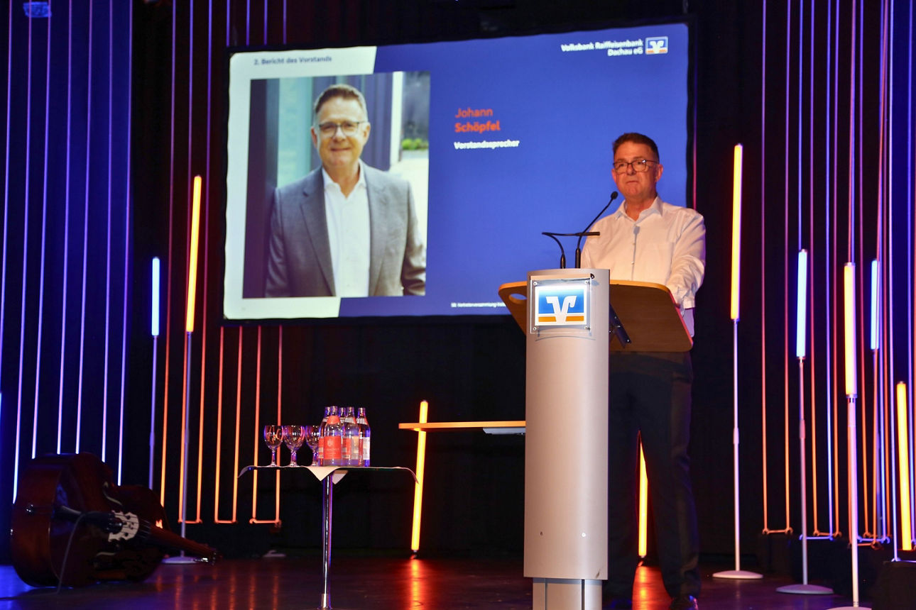 Vorstand Johann Schöpfel auf der Vertreterversammlung 2026