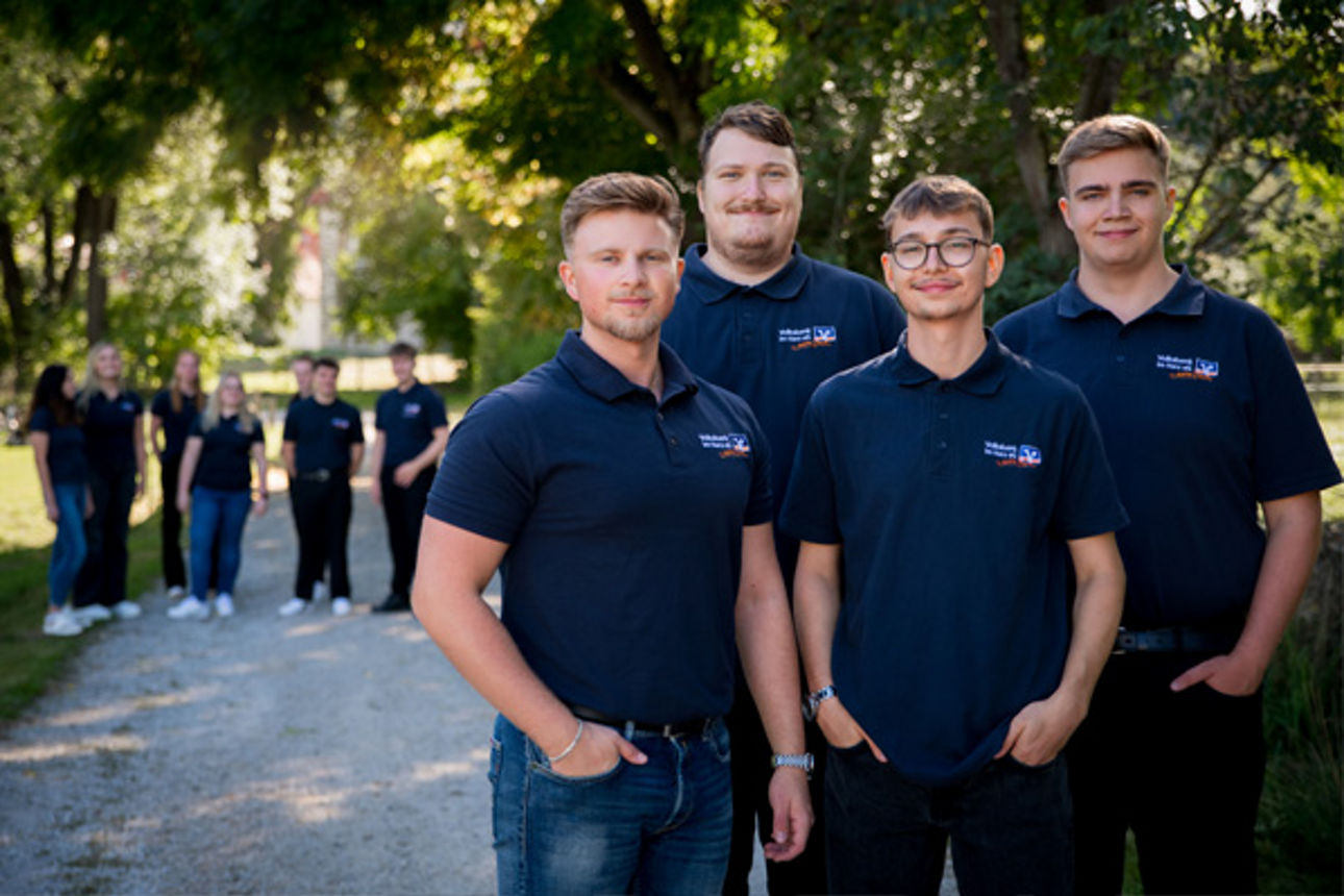 Vier Auszubildende