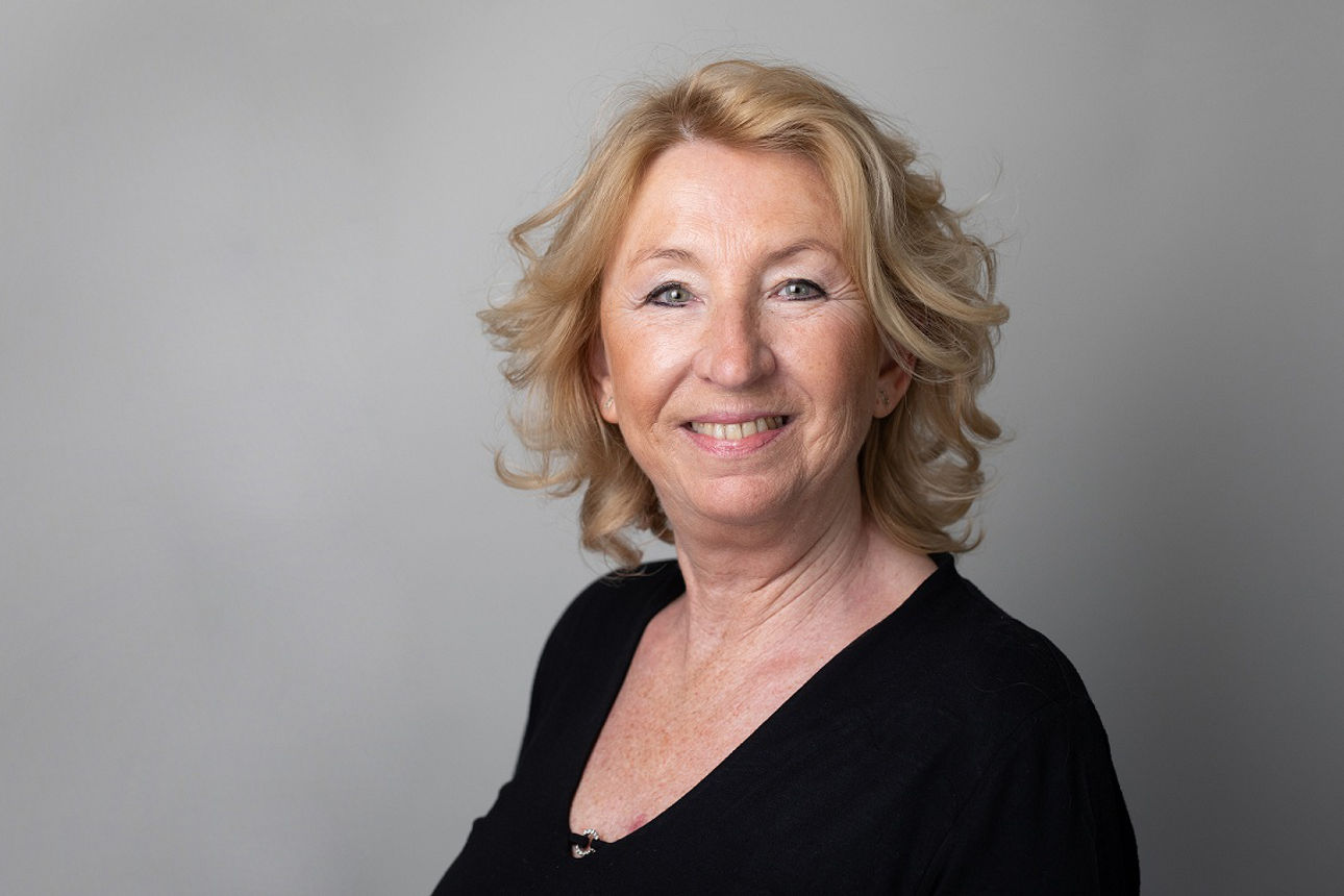 Portraiaufnahme Bankmitarbeiterin