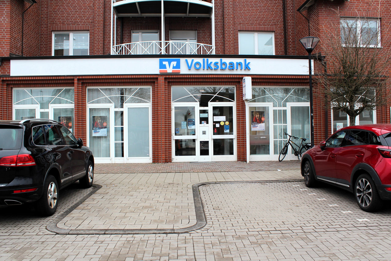 Das Bild zeigt die Volksbank Filiale in Wolbeck von außen. 