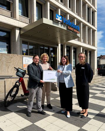 Menschen vor der Bank