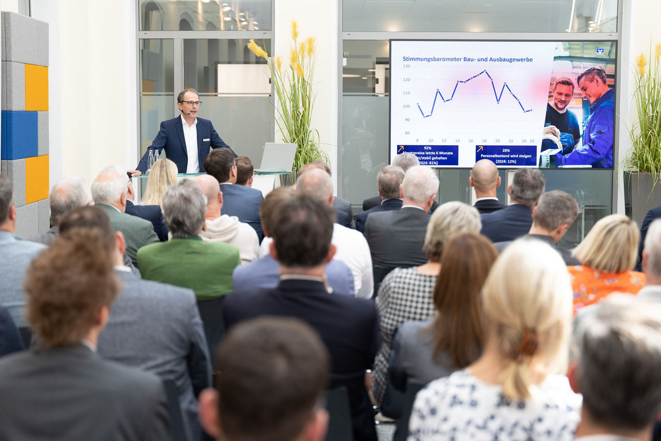 Jörg Kemminer (Prokurist und Bereichsleiter Firmenkundenbetreuung Nord, Volksbank in Ostwestfalen)