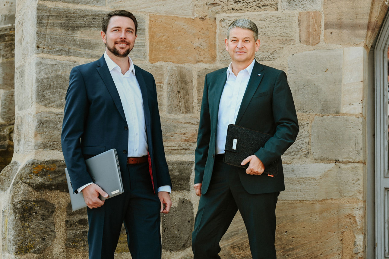 Vorstand der Raiffeisenbank HessenNord eG Martin Thöne und Björn Behr