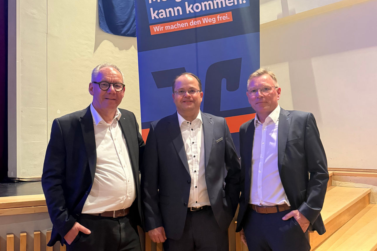 Die drei Vorstände Gerhard Hahn, Steffen Roth und Walter Mengel