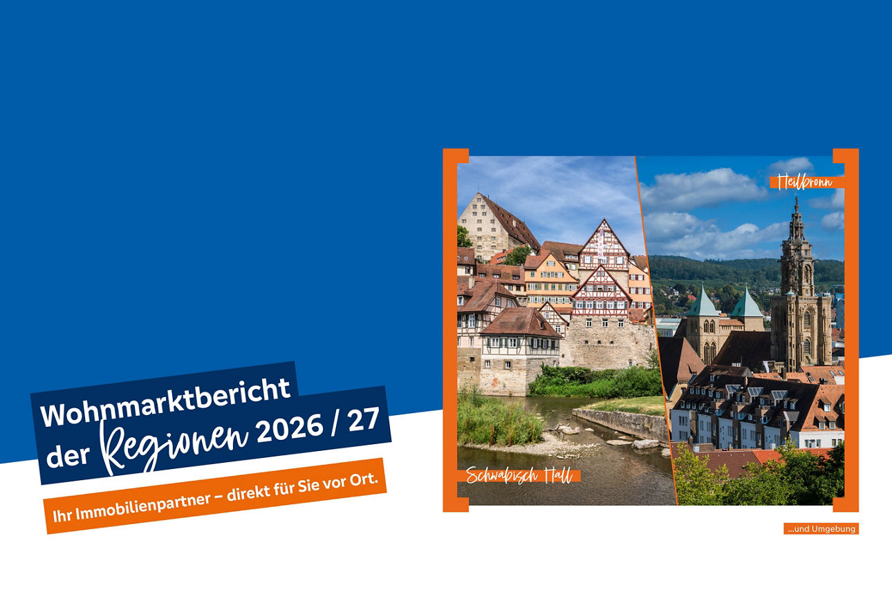 Auf der linken Seite steht auf blauem Hintergrund der Text „Wohnmarktbericht der Regionen“ und „Ihr Immobilienpartner – direkt für Sie vor Ort“. Rechts im Bild sind zwei Fotos: links die Altstadt von Schwäbisch Hall, rechts die Innenstadt von Heilbronn.
