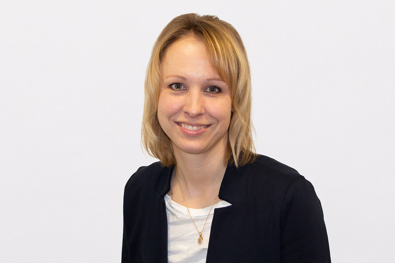 Serviceberaterin Theresa Mangold