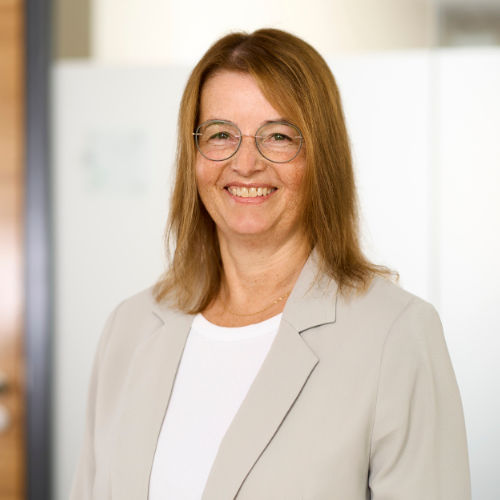 Darstellung unserer Mitarbeitenden Andrea Wiederhold