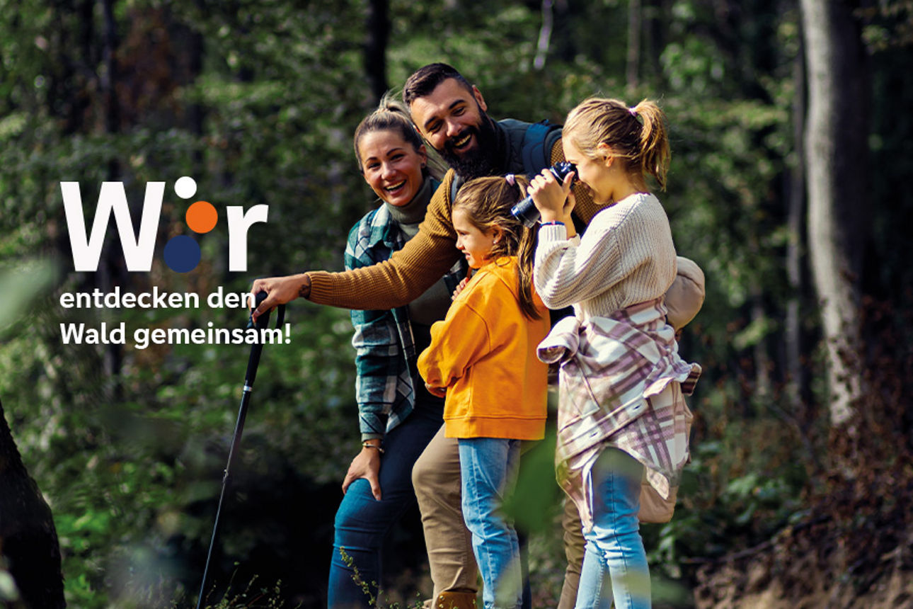 WIR entdecken den Wald zusammen - EIne Familie im Wald