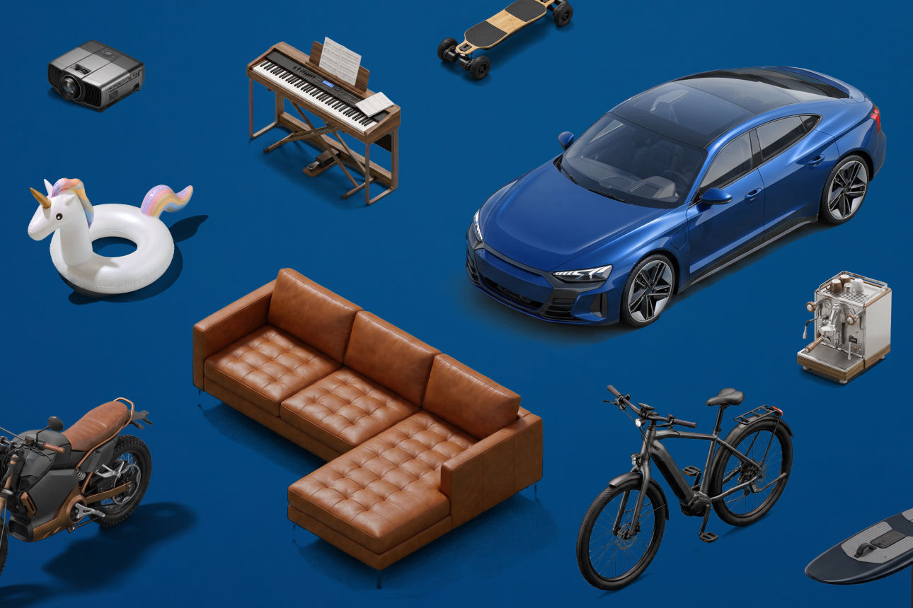 Blauer Hintergrund mit verschiedenen Gegenständen im Vordergrund wie bspw. ein Auto, ein Fahrrad oder ein Sofa.