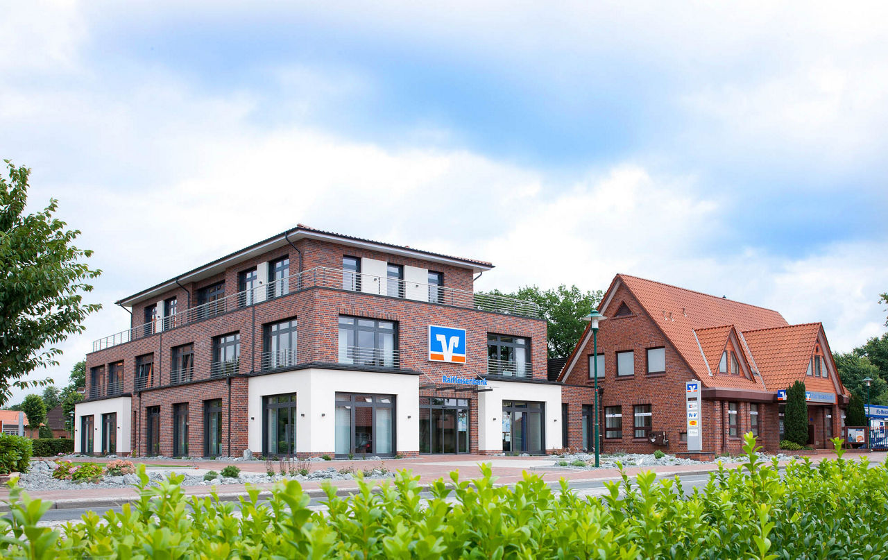 Hauptgeschäftsstelle Raiffeisenbank eG Scharrel, Hauptstr. 266