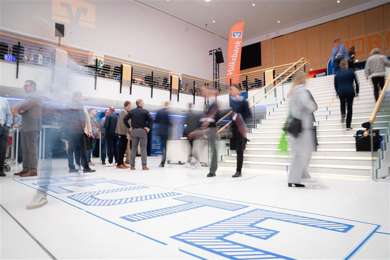 Bild aus der Veranstaltungshalle des Heute & Morgen Forums.