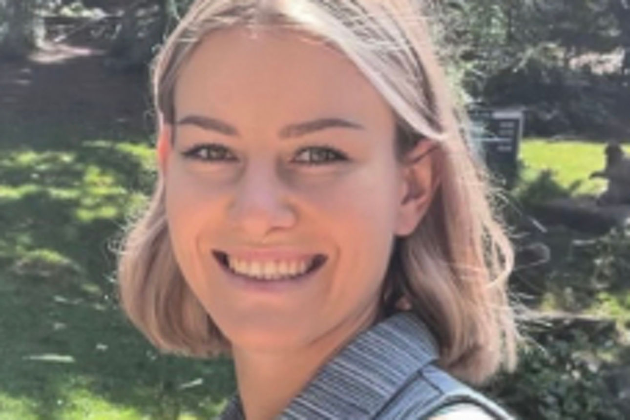 Künstlerin Anna Hüllner