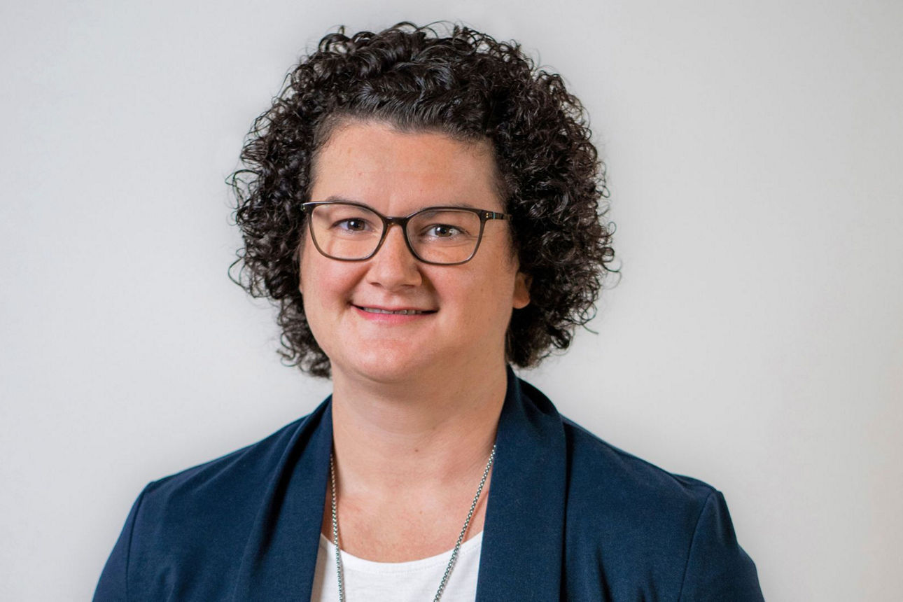Nadine Armbruster