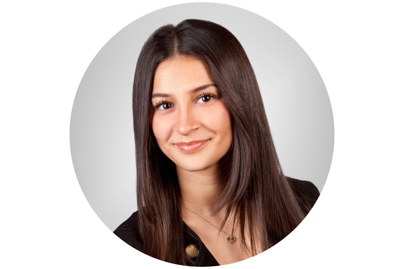 Foto von Aylin Agcakoc  (Business Team)