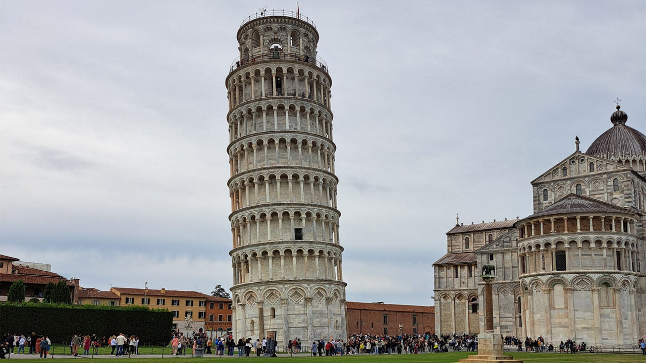 Schiefer Turm von Pisa 