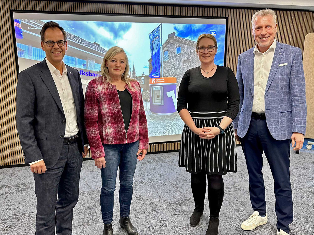 vlnr. Michael Willemse, Susanne Fritsche, Christa Lübbers und Jürgen Cleven