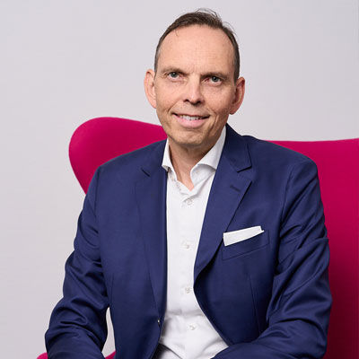 Dr. Ernst Georg Berger, CEO von Clarius.Legal